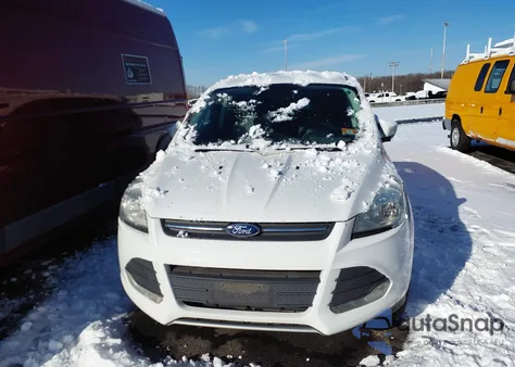 2014 Ford Escape Se z USA, uszkodzony, nr VIN 1FMCU9GXXEUD35349